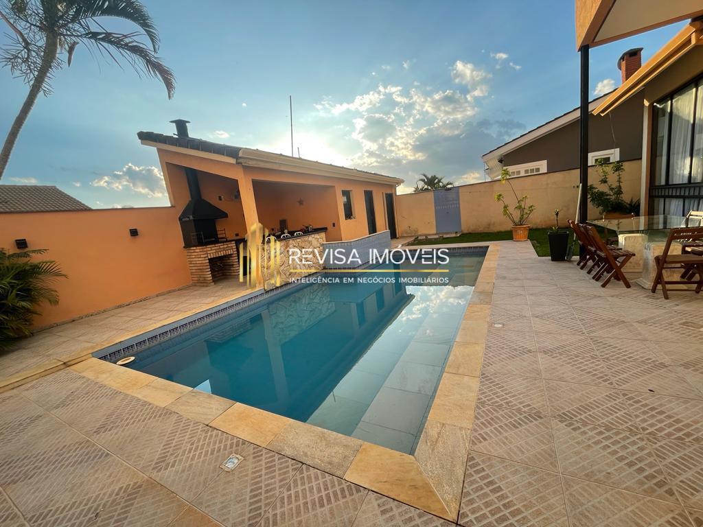 Casa de Condomínio à venda com 4 quartos, 400m² - Foto 16