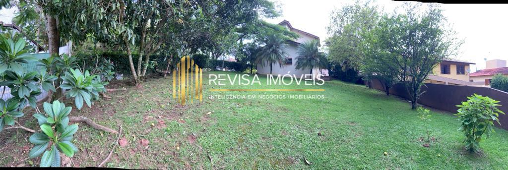 Casa de Condomínio à venda com 4 quartos, 300m² - Foto 2