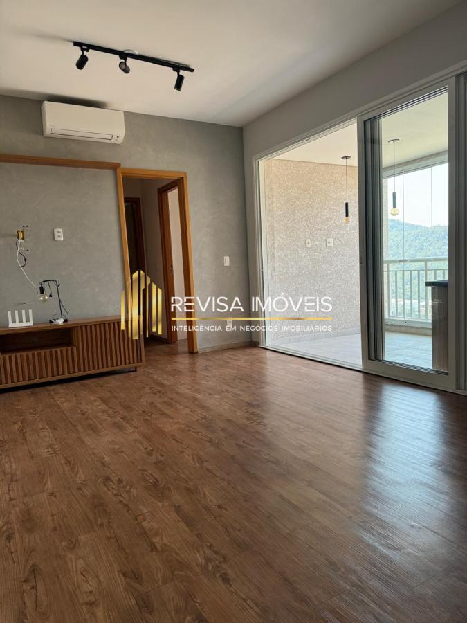 Apartamento à venda com 2 quartos, 72m² - Foto 2