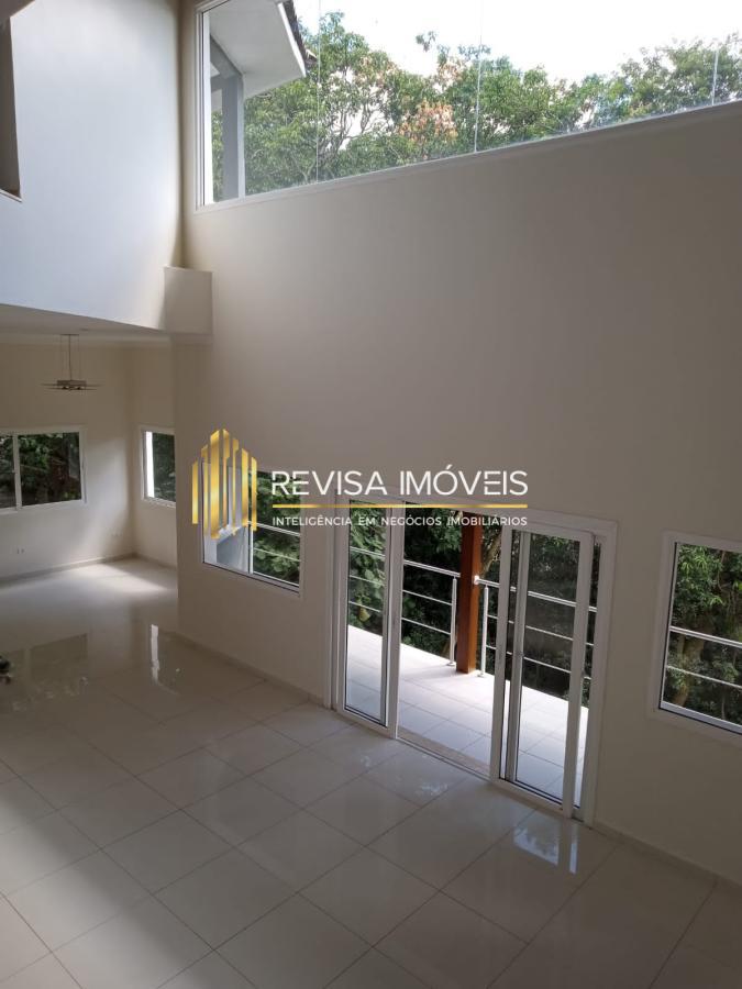 Casa de Condomínio para alugar com 4 quartos, 330m² - Foto 20