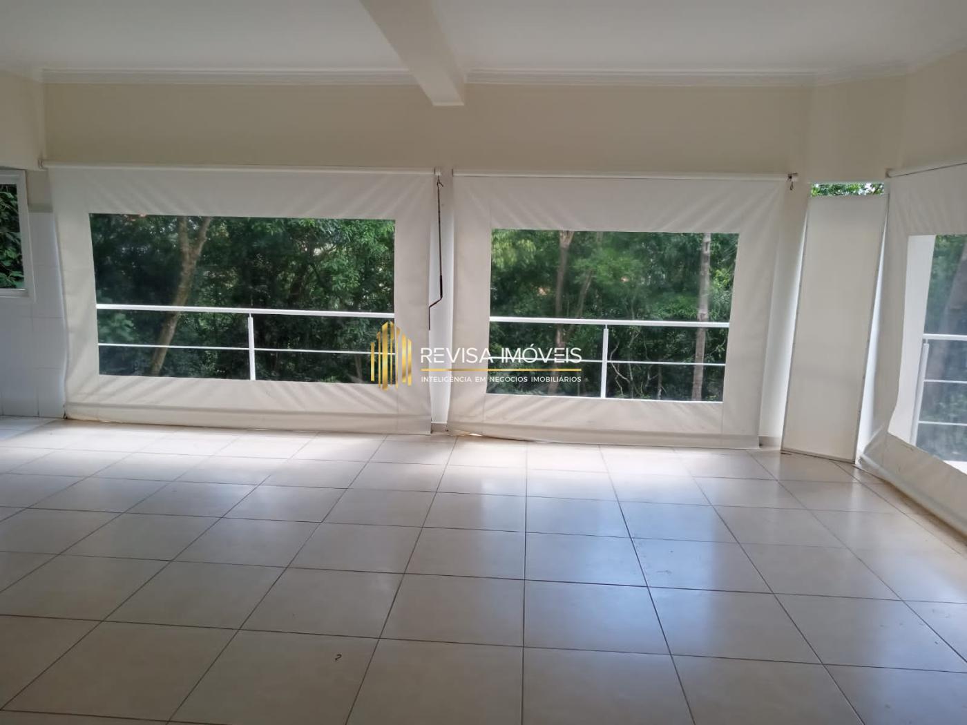 Casa de Condomínio para alugar com 4 quartos, 330m² - Foto 3