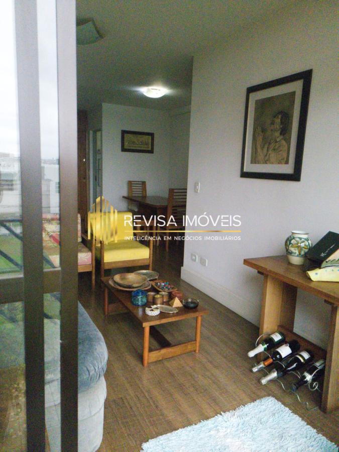 Apartamento à venda com 2 quartos, 79m² - Foto 2