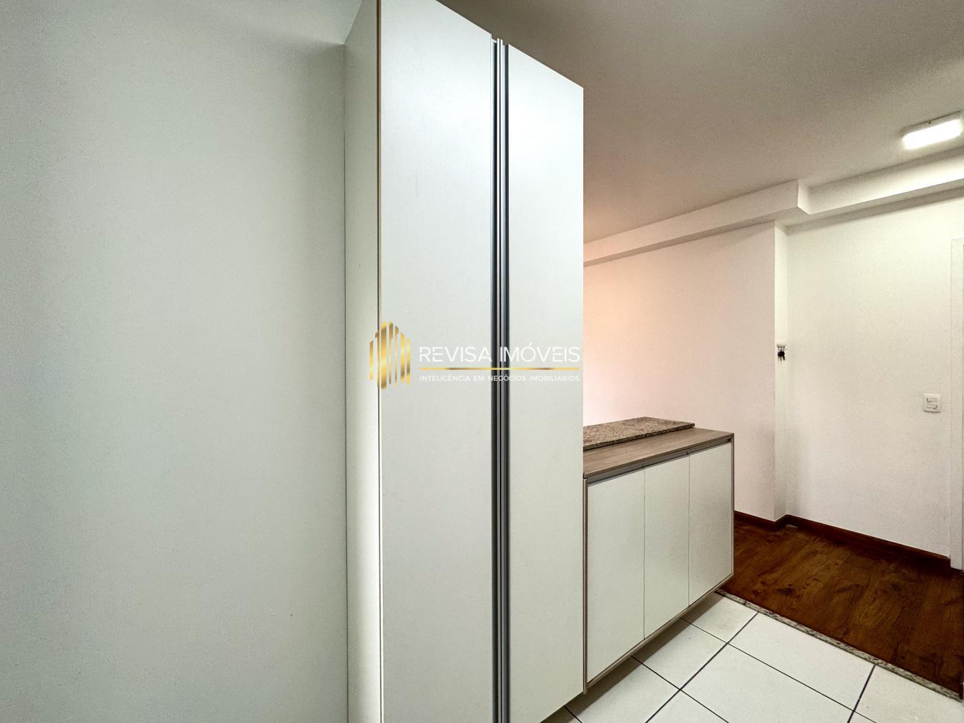 Apartamento à venda com 3 quartos, 91m² - Foto 13