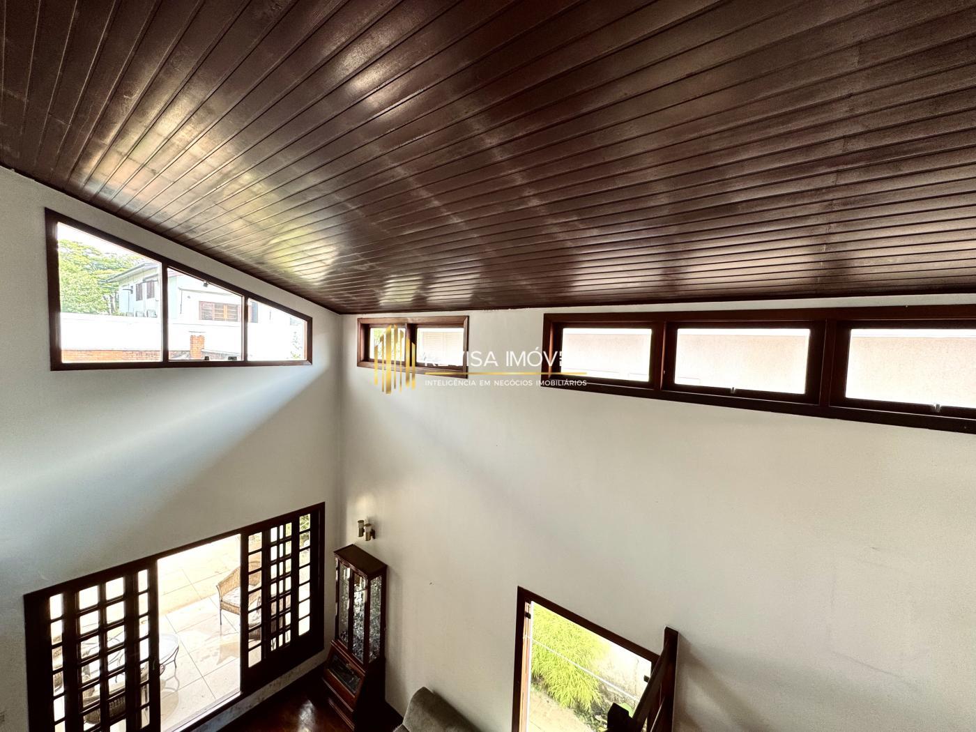 Casa de Condomínio à venda com 4 quartos, 310m² - Foto 18