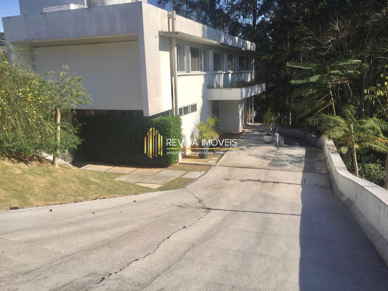 Casa de Condomínio para alugar com 4 quartos, 900m² - Foto 2